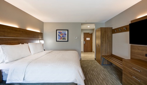 Standard Room, 1 King Bed