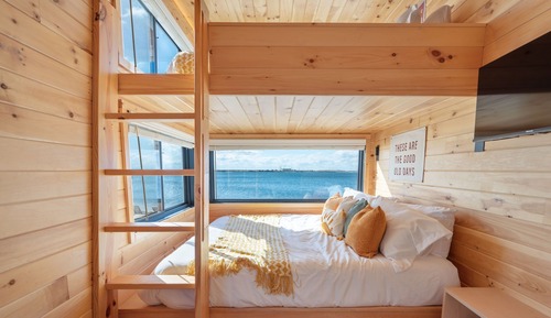 Luxury Cabin, Beachfront