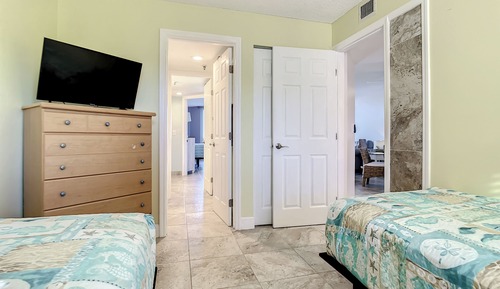 Condo, Multiple Beds, Balcony, Pool View (Oceania Beach Club 408)