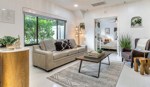 House (2 Bedrooms)