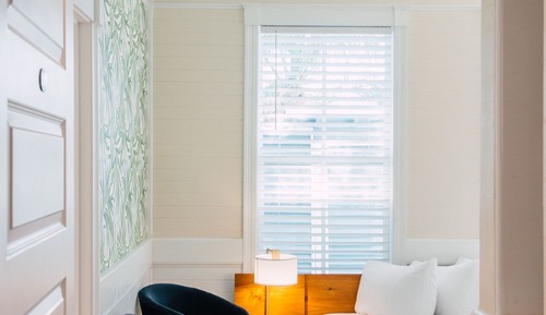 Signature Room, 1 King Bed, Non Smoking, Private Bathroom