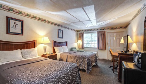 Room, 2 Queen Beds, Smoking