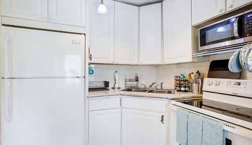 House (2 Bedrooms)