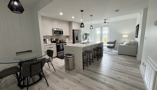 Exclusive Condo, 1 King Bed with Sofa bed, Pool Access