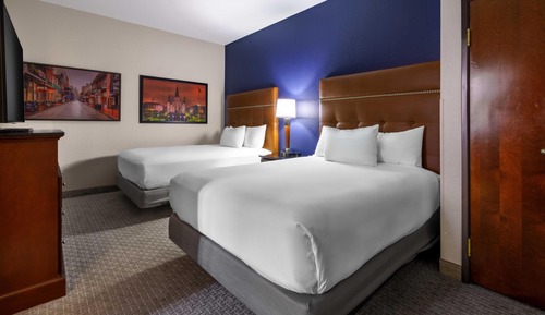 Suite, Multiple Beds, Accessible (Sofa Sleeper, Tub, 2 Rooms)