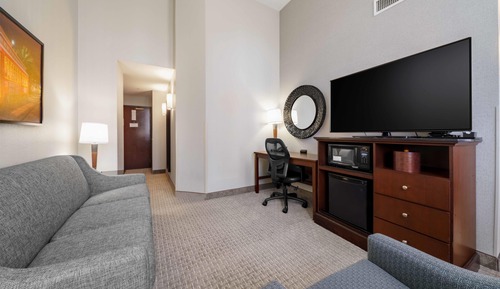 Suite, 1 King Bed with Sofa bed (Sofa Sleeper, 2 Rooms)