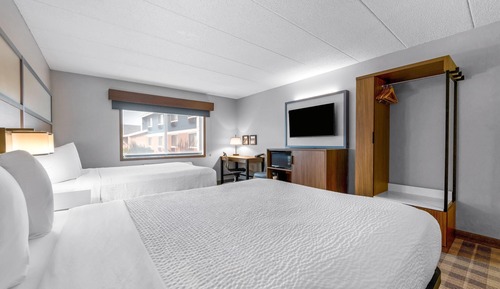 Room, 2 Queen Beds, Non Smoking