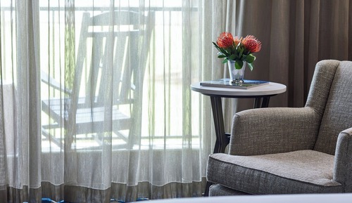 Grand Room, 1 King Bed