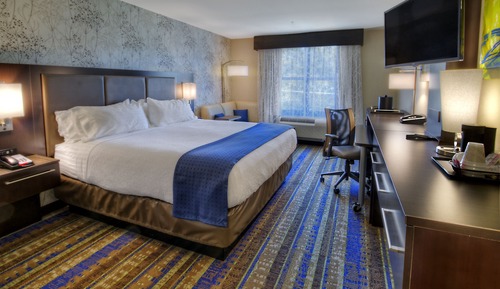 Standard Room, 1 King Bed