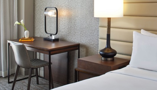 Deluxe Room, 1 King Bed