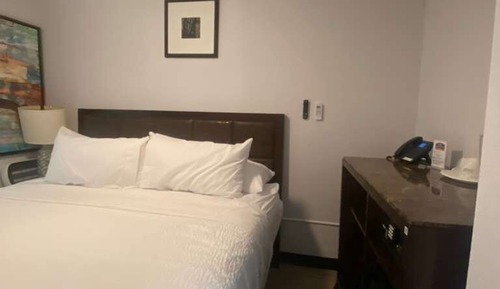 Room, 1 King Bed, Non Smoking