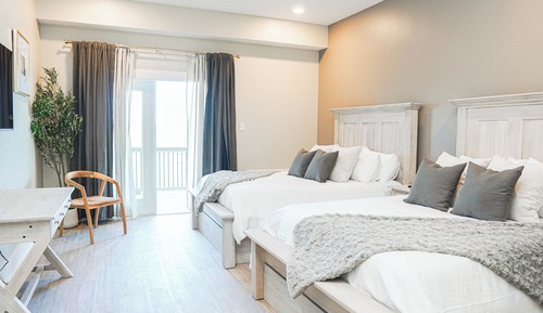 Double Room, 2 Queen Beds, Non Smoking, Balcony