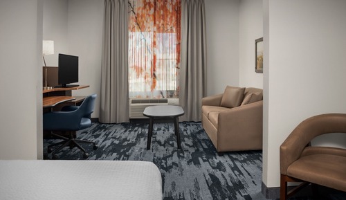 Suite, Multiple Beds, Hearing Accessible