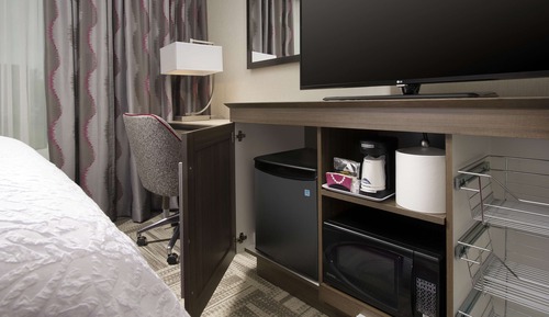 Room, 1 King Bed, Accessible, Bathtub