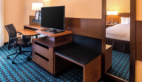 Room, 2 Queen Beds, Accessible Bathtub