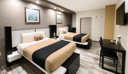 Standard Queen Room with Two Queen Beds - Non-Smoking