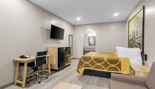 King Room - Non-Smoking