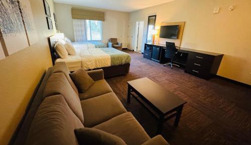 Suite with Two Queen Beds - Non-Smoking