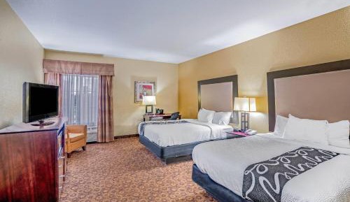 Queen Room with Two Queen Beds - Mobility Access/Non-Smoking