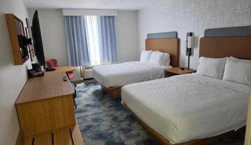 Room with Two Queen Beds - Non-Smoking