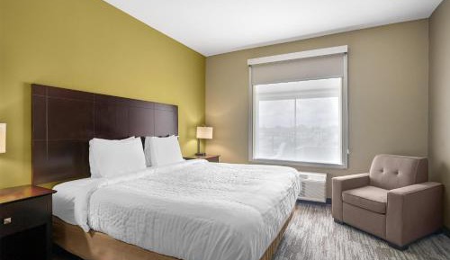 King Suite with Sofa Bed - Non-Smoking