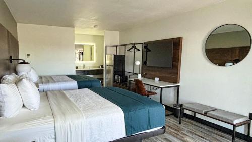 Queen Room with Two Queen Beds