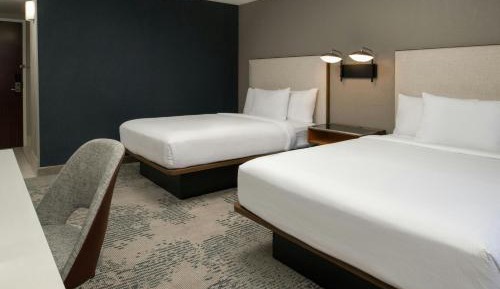 Queen Room with Balcony