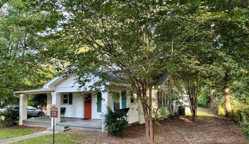Three-Bedroom Townhouse