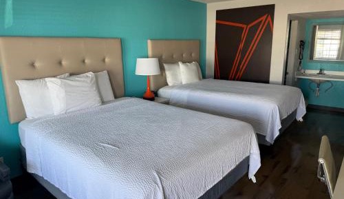 Double Room with Two Double Beds - Non-Smoking