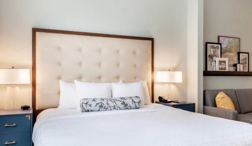 King Room - Accessible/Non-Smoking