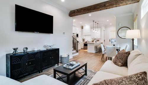 Three-Bedroom Townhouse