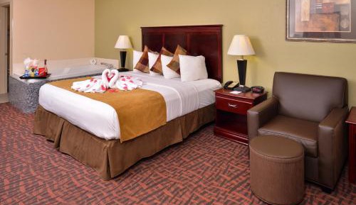King Suite with Whirlpool - Non-Smoking