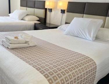 Standard Queen Room with Two Queen Beds
