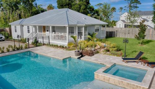 Bungalow
