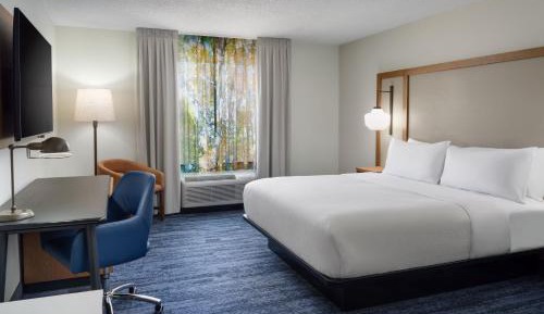 King Room with Sofa Bed