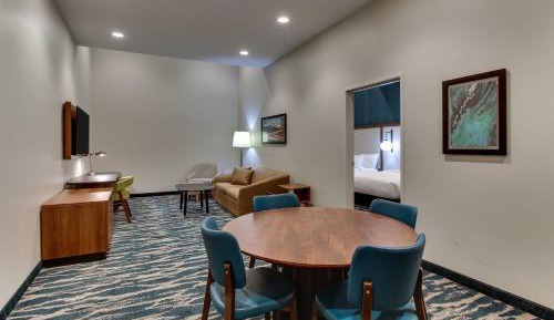 2 Bedroom Suite, Sofa bed