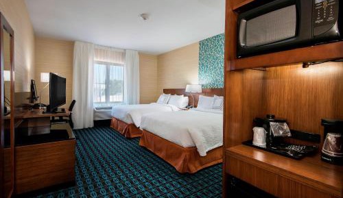 Queen Room with Two Queen Beds and Bathtub - Mobility Access/Hearing Accessible