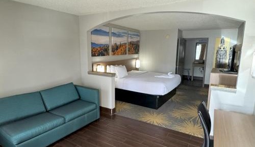 King Room - Disability Access/Non-Smoking