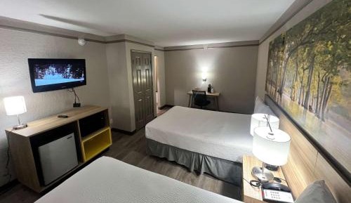 Double Room with Two Double Beds - Non-Smoking
