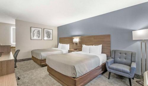 Queen Room with Two Queen Beds - Non-Smoking