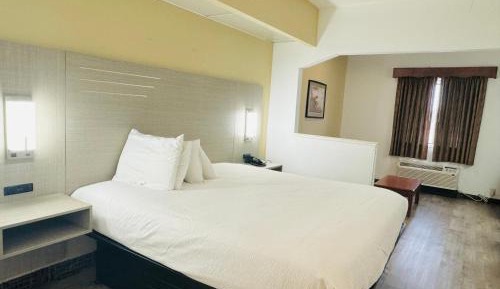King Room - Non-Smoking