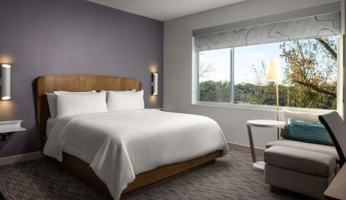 Standard King Room