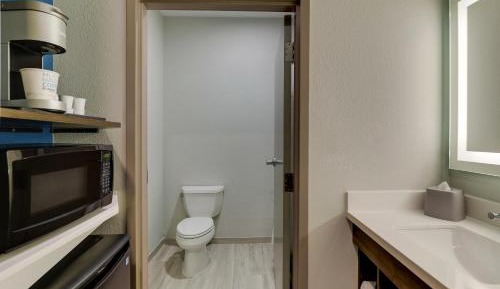 Standard King Room