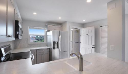 Two-Bedroom Apartment with Partial Ocean View
