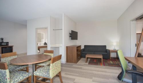 Deluxe Suite - Disability Access