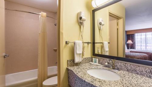 Executive Double Bed Suite - Non Smoking