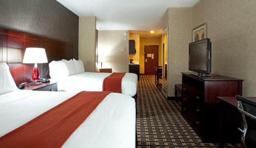 Suite with Two Queen Beds
