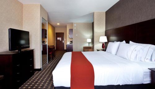 One-Bedroom King Suite