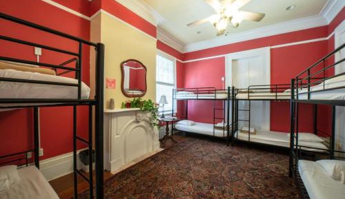 Bed in 8-Bed Mixed Dormitory Room