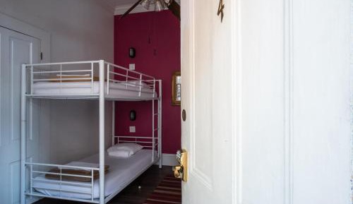 Bed in 4-Bed Mixed Dormitory Room